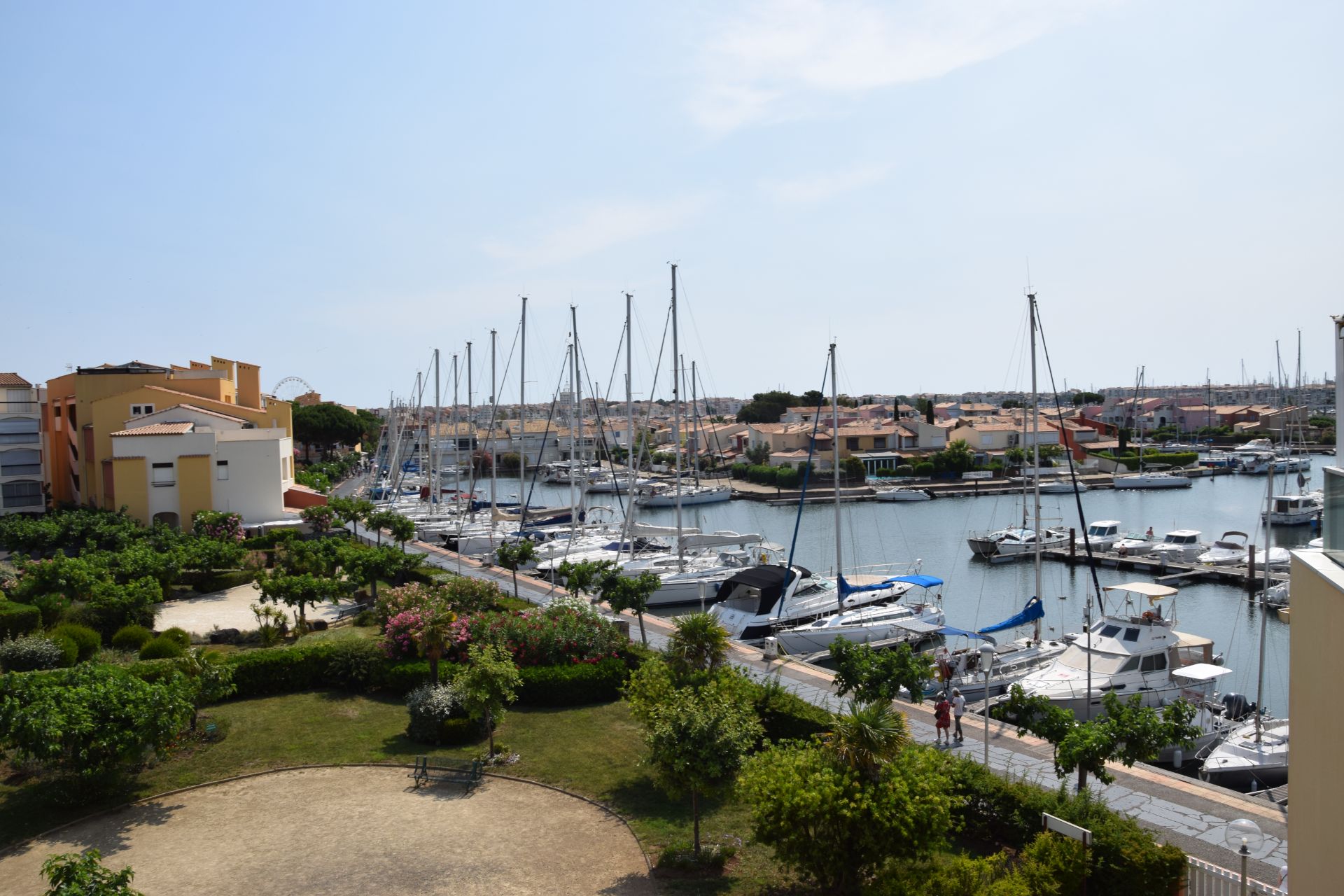 T2 AVEC UNE BELLE VUE CHENAL, DERNIER ETAGE VENDU AVEC GARAGE