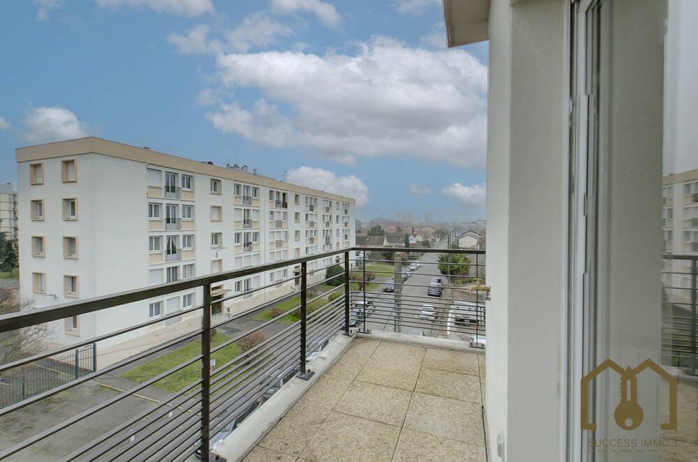 Appartement T3 72,21m² dernier étage balcon+garage